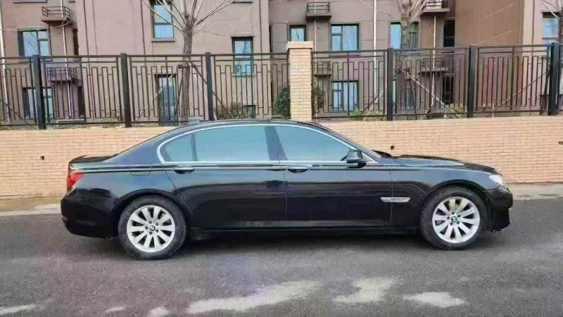 承德14年宝马7系7