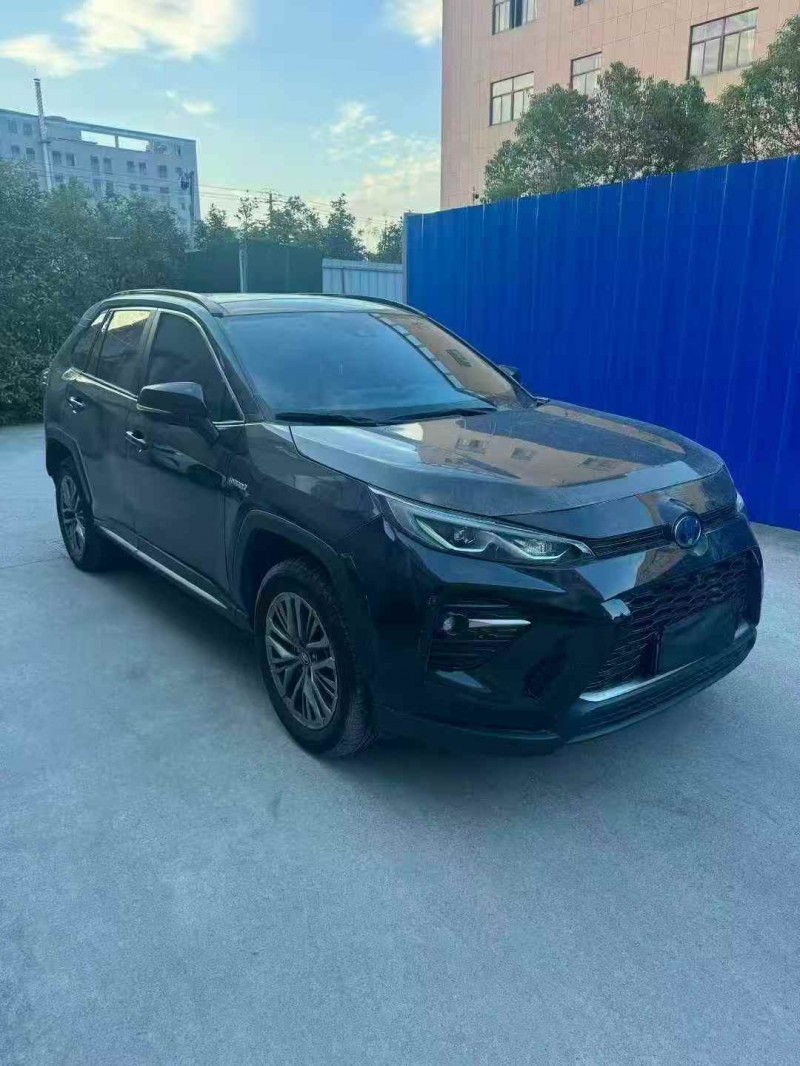 嘉兴23年丰田威兰达2