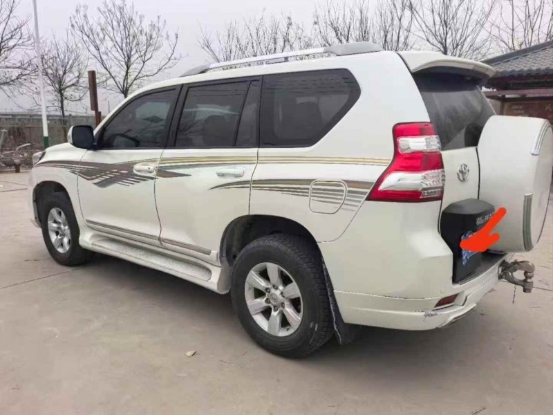 张家口16年丰田普拉多7