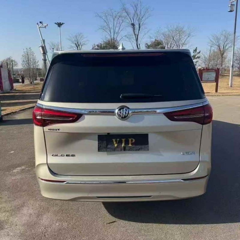 济宁22年别克GL89