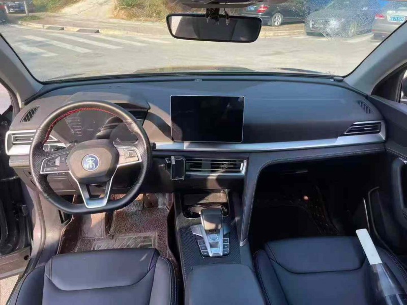 南宁20年比亚迪宋4