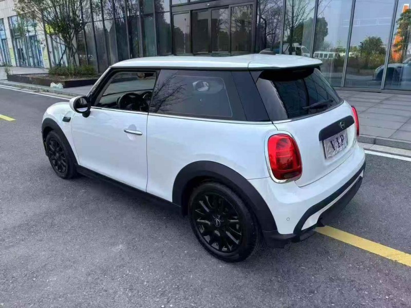 苏州24年宝马迷你8