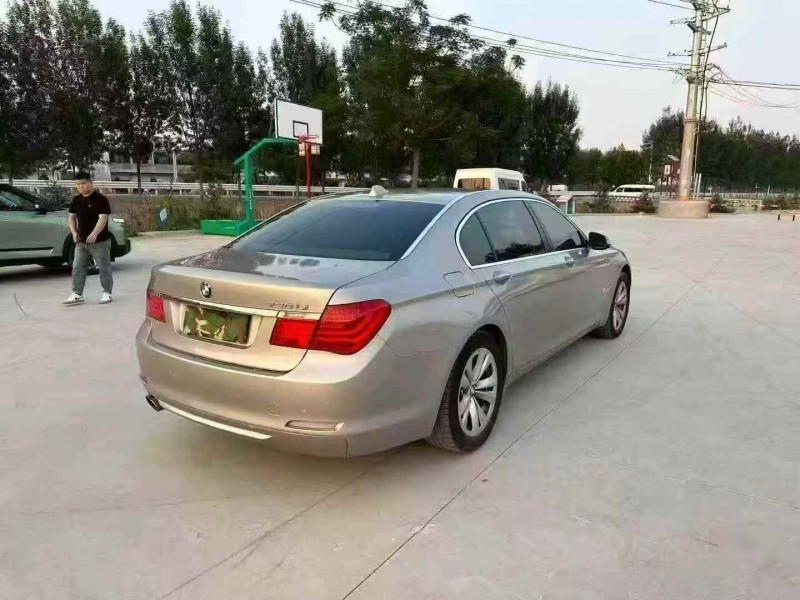 徐州12年宝马7系7