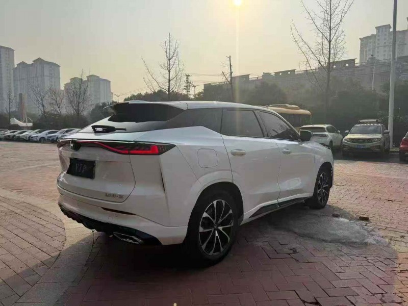 十堰24年长安汽车UNI8