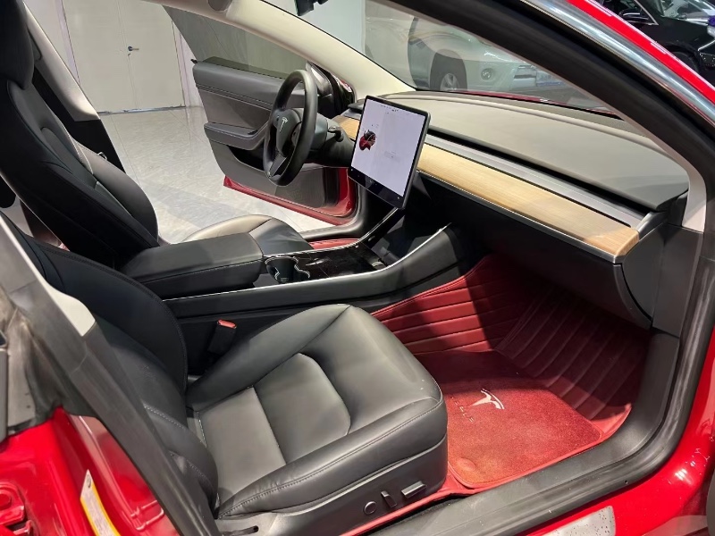 襄阳20年特斯拉MODEL 34