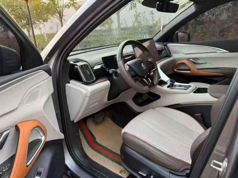 黄石23年比亚迪宋6