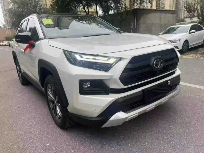 安阳25年丰田RAV4荣放2