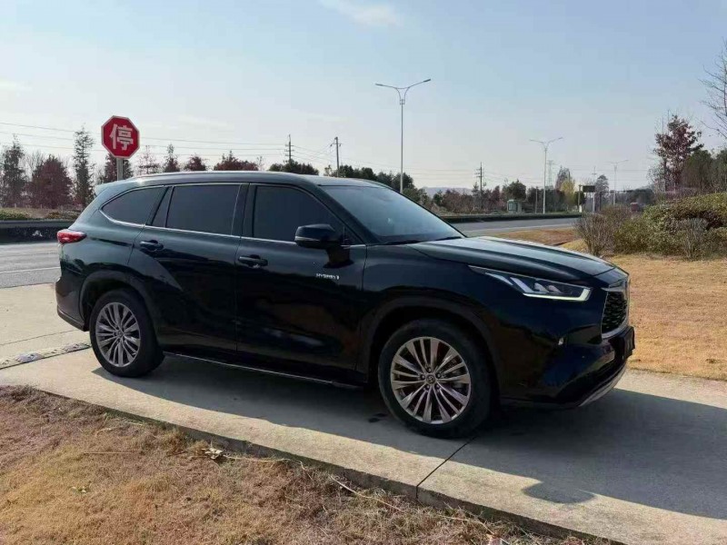 南通23年丰田汉兰达3