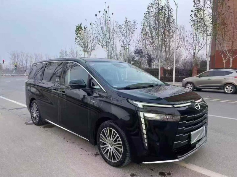 平顶山25年传祺E82