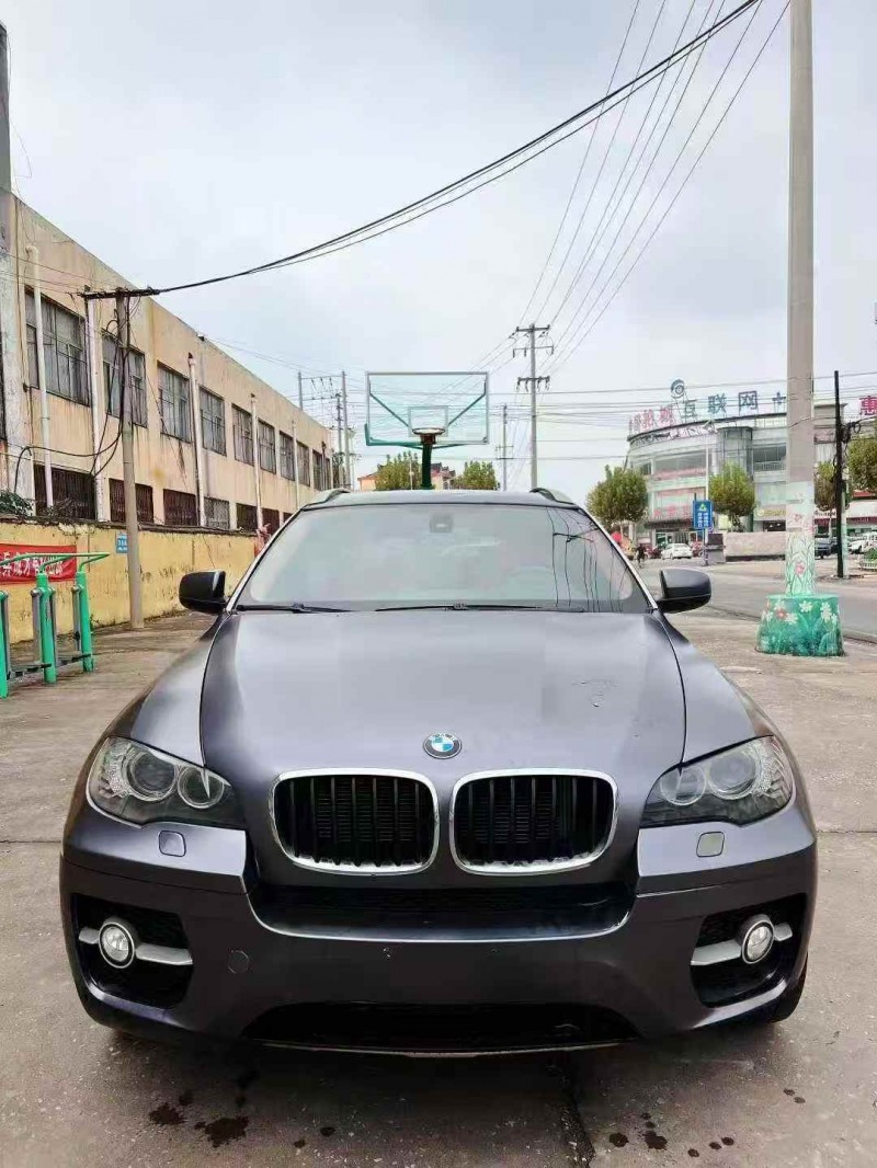 东营11年宝马X61