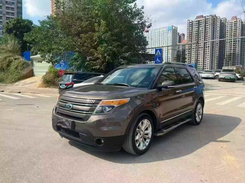 梧州15年福特探险者2