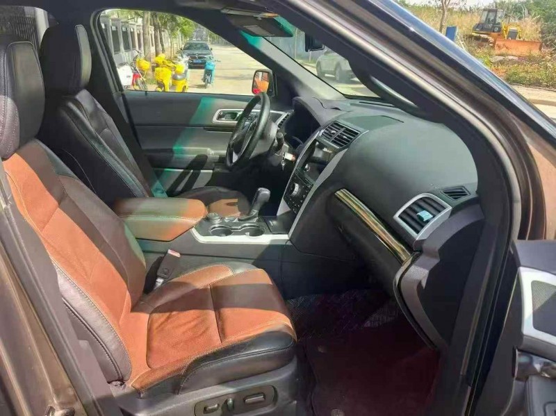 梧州15年福特探险者5