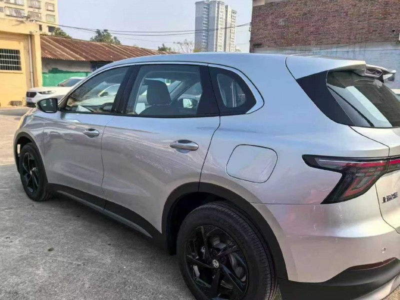 黄石25年名爵MG6205