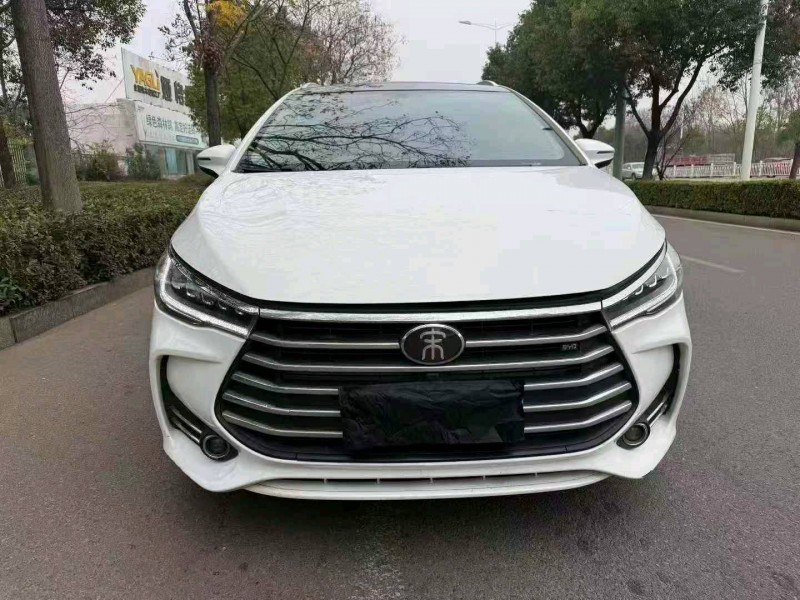 邵阳19年比亚迪宋MAX1