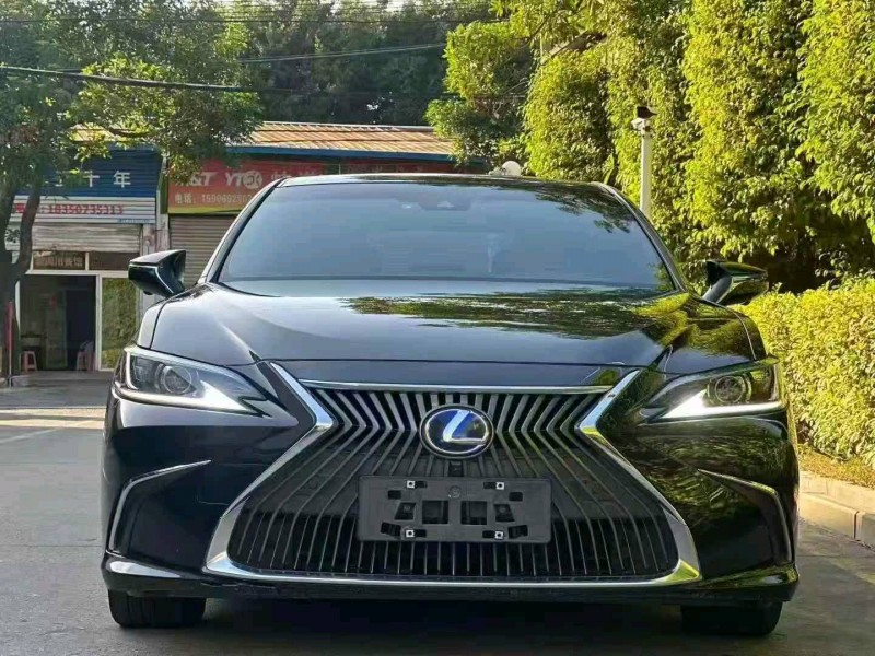 莆田21年雷克萨斯ES1