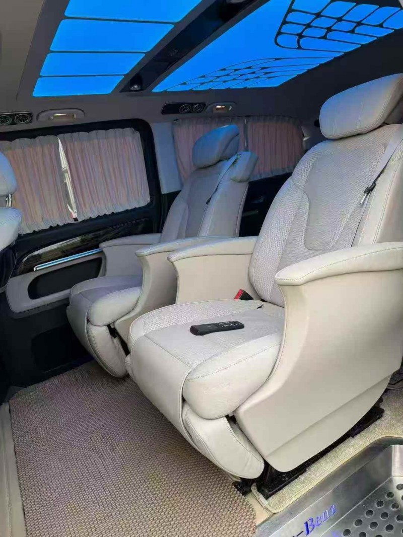 淄博18年奔驰威霆6