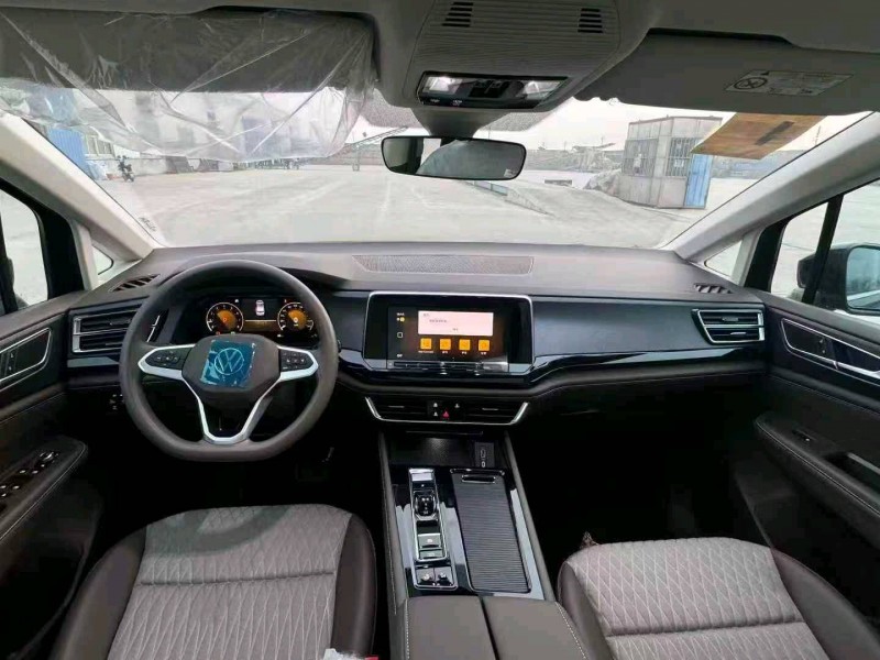 东营25年大众威然4