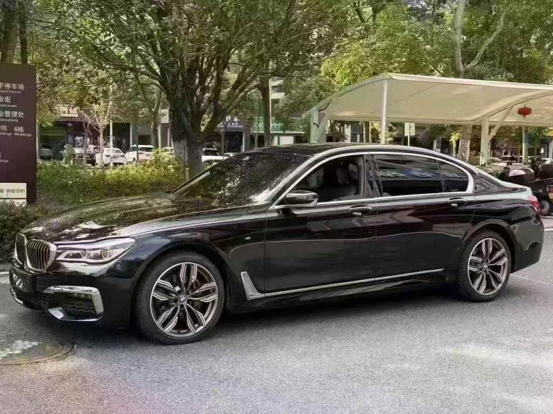 珠海17年宝马7系2