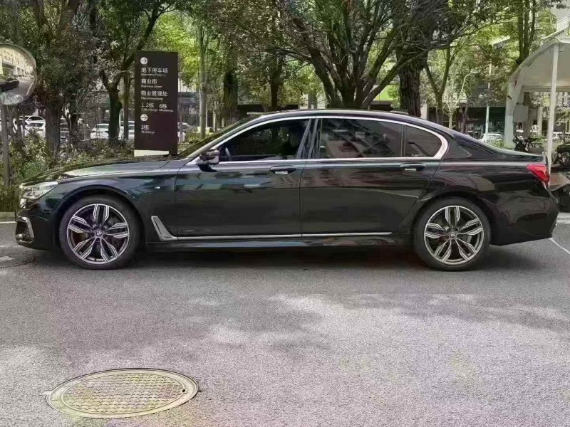 珠海17年宝马7系8