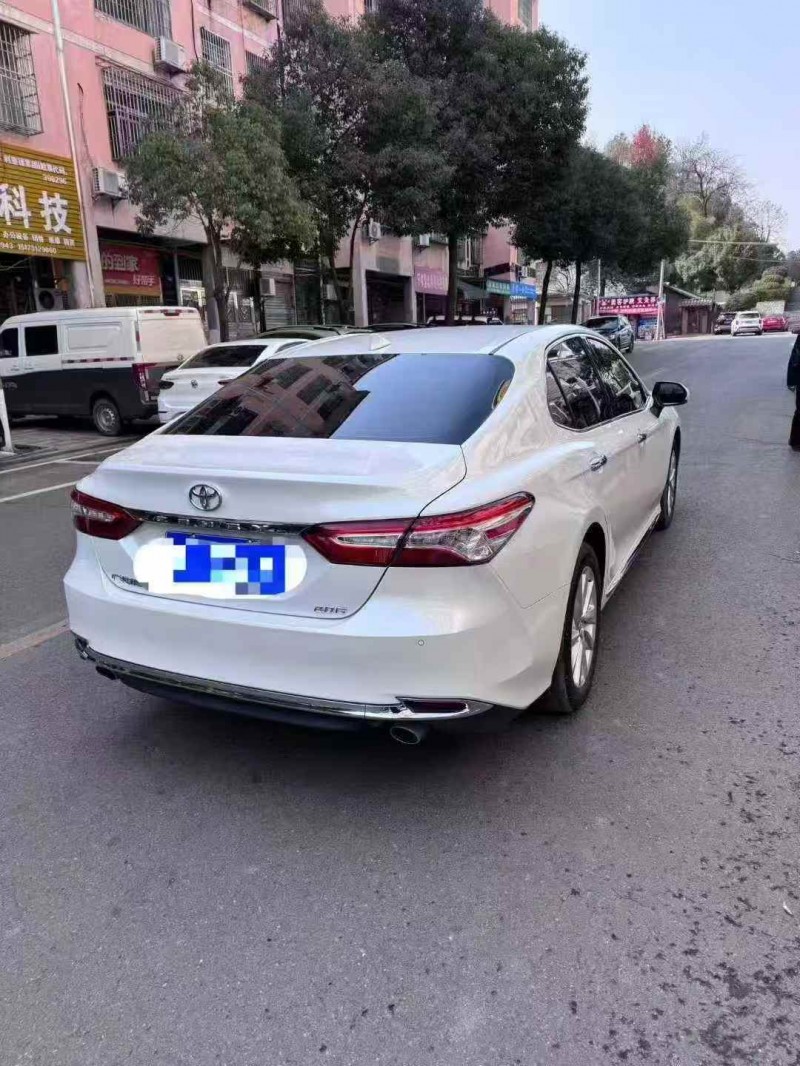 岳阳23年丰田凯美瑞7