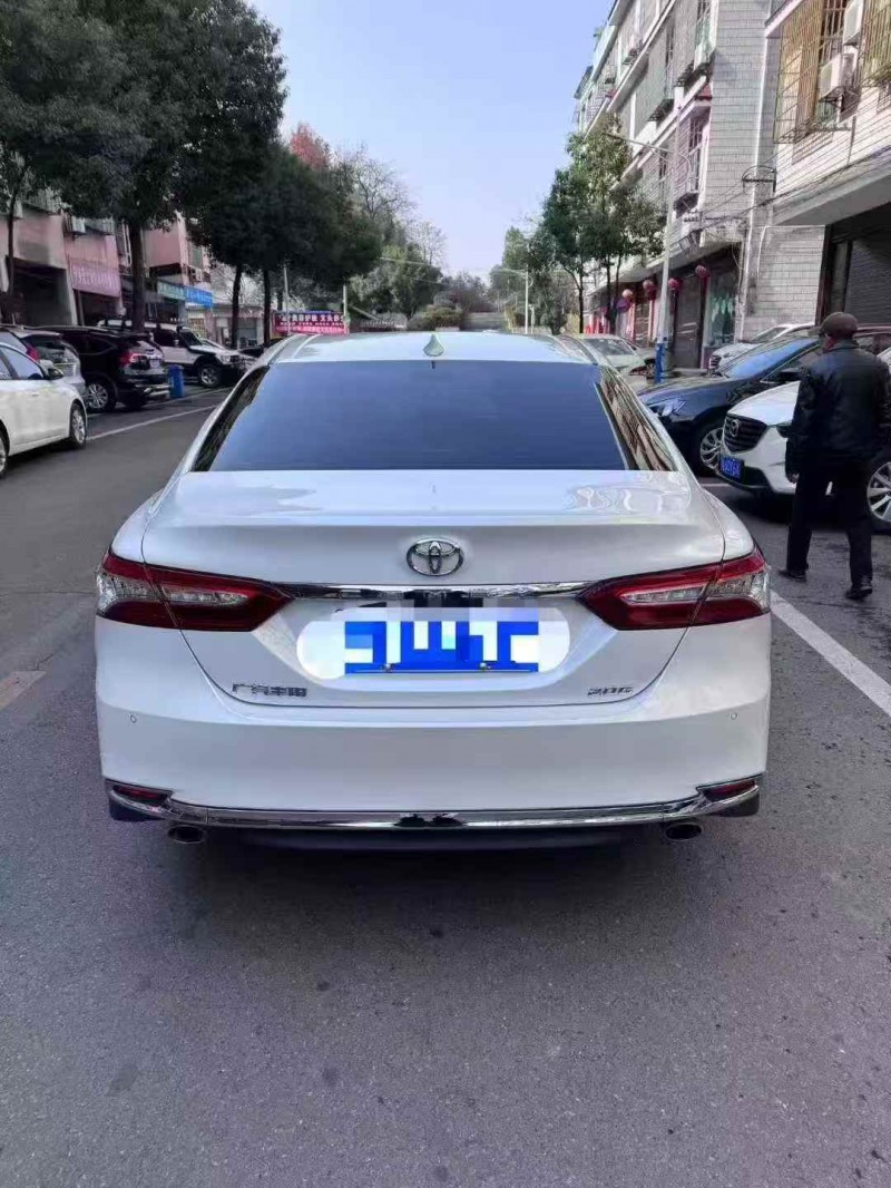 岳阳23年丰田凯美瑞9