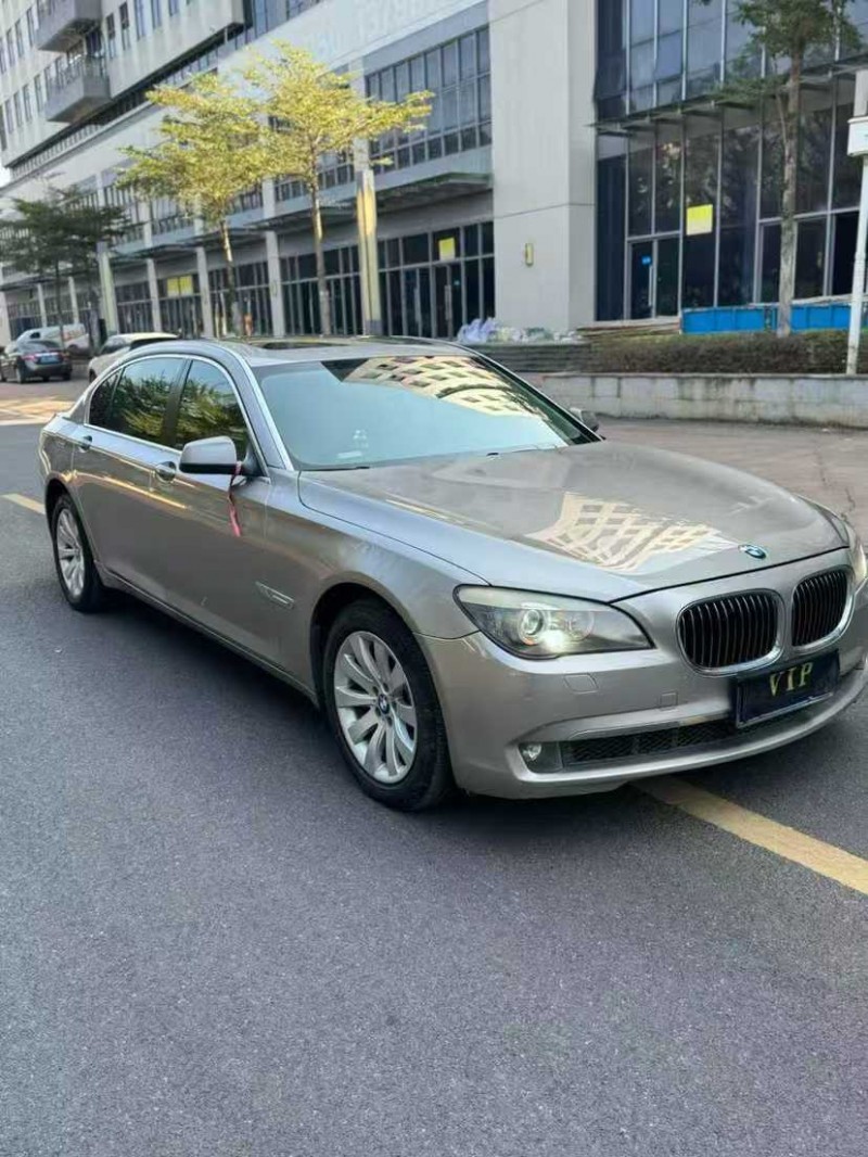 汕头12年宝马7系3