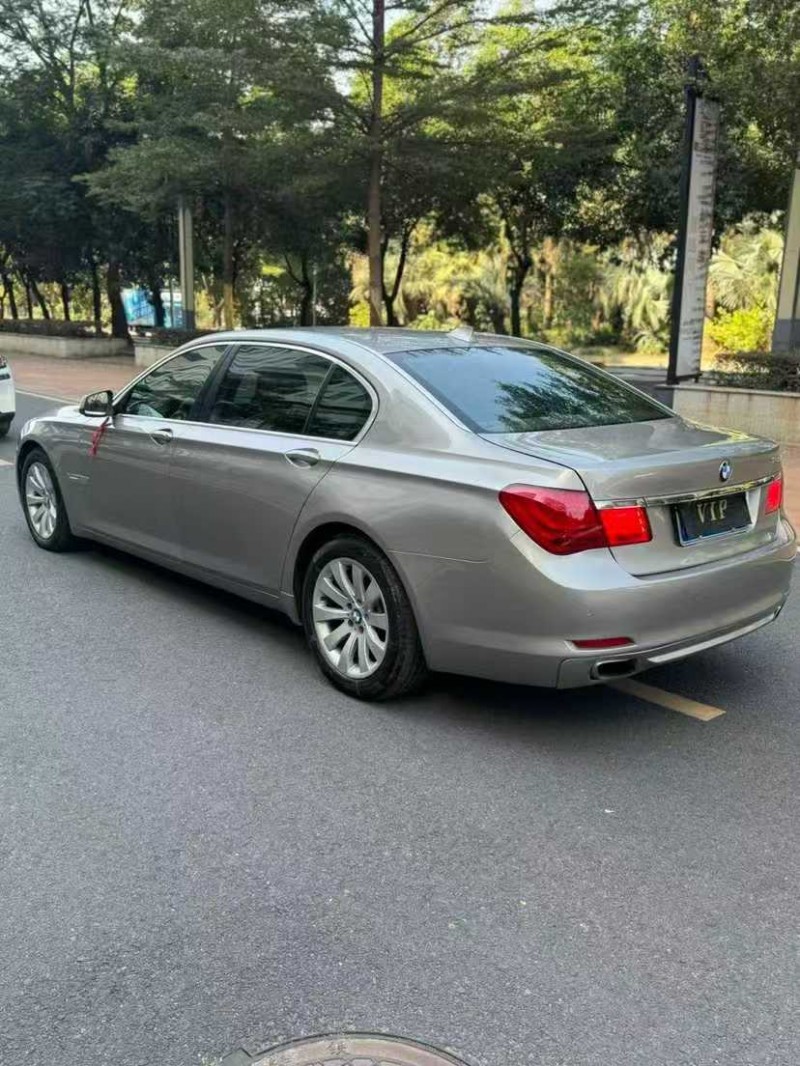 汕头12年宝马7系8