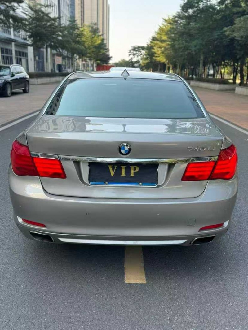 汕头12年宝马7系9
