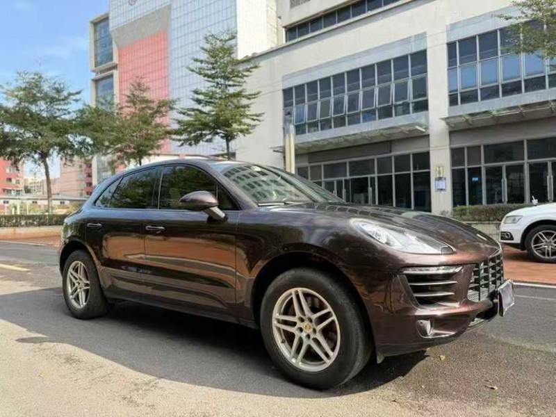 珠海17年保时捷Macan3