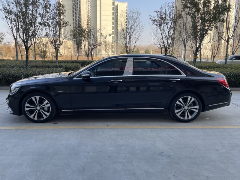 济宁17年奔驰S8