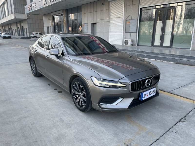 济宁21年沃尔沃S904