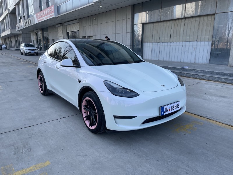 济宁21年特斯拉MODEL 33