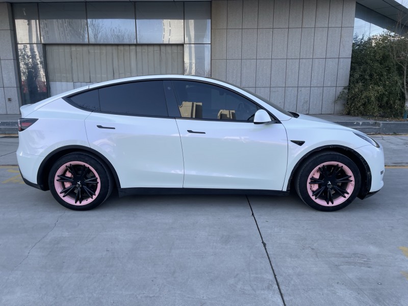 济宁21年特斯拉MODEL 38