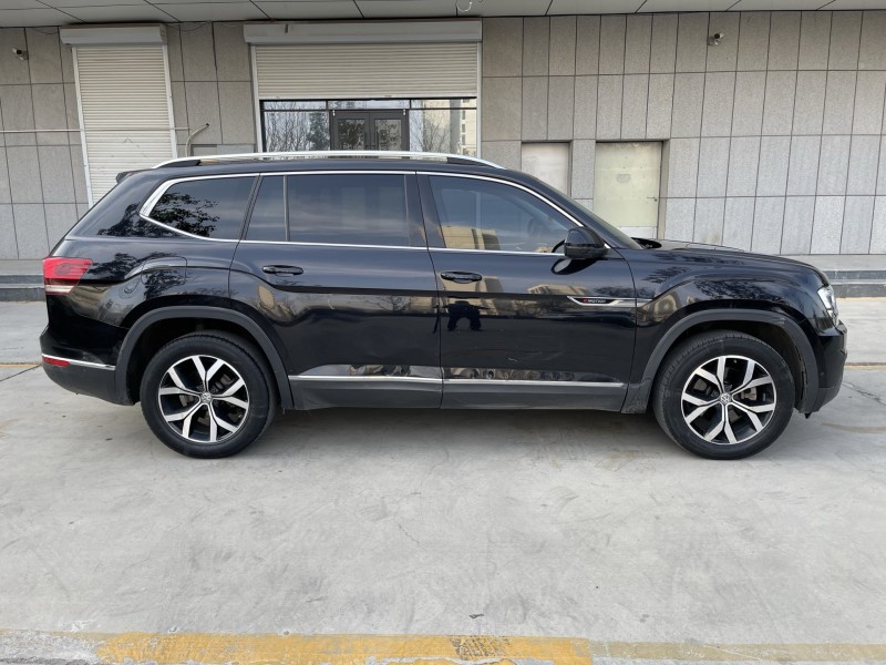 济宁19年大众途昂8