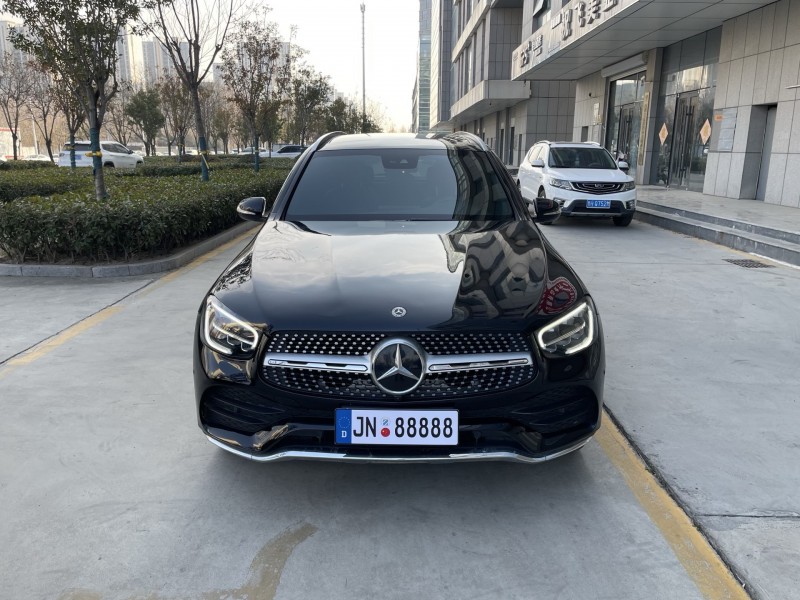 济宁19年奔驰GLC1