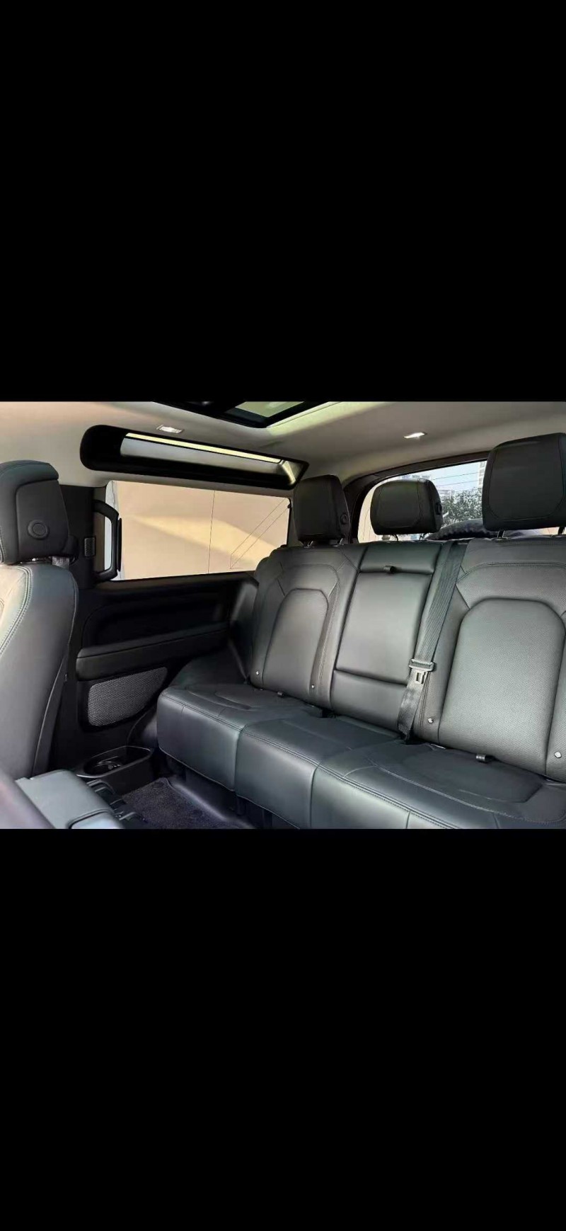 商丘23年路虎卫士9