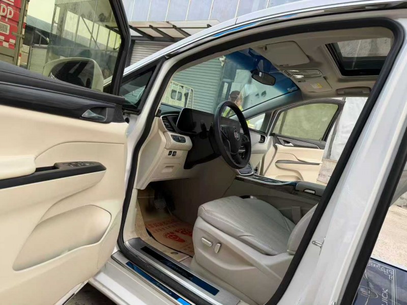 徐州22年别克GL84