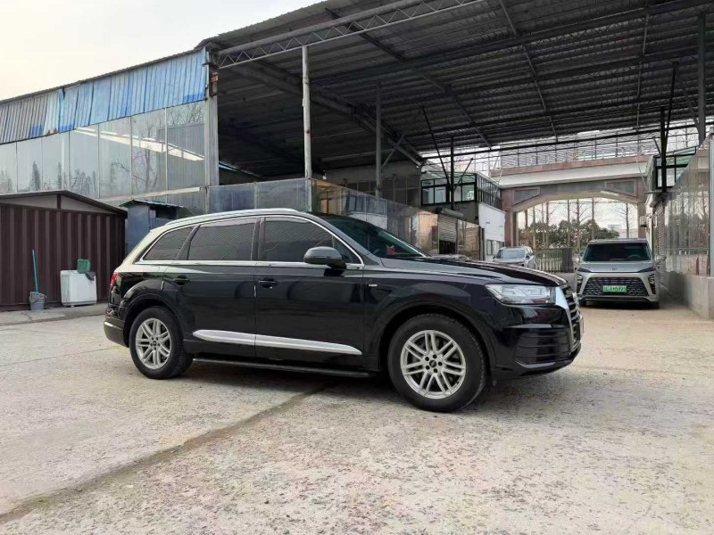 徐州18年奥迪Q73