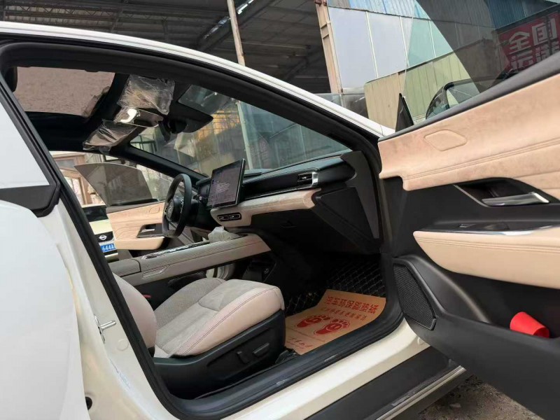 徐州25年马自达EZ66