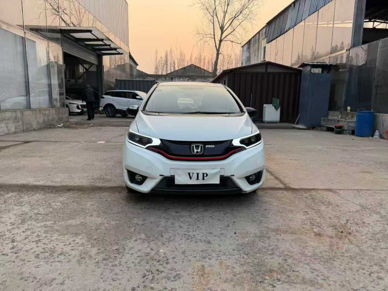 徐州17年本田飞度1