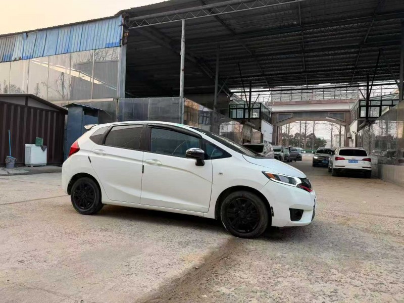 徐州17年本田飞度3