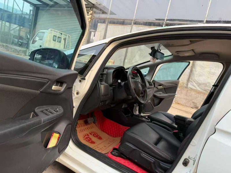 徐州17年本田飞度4