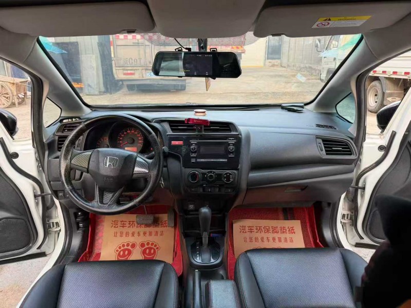 徐州17年本田飞度5