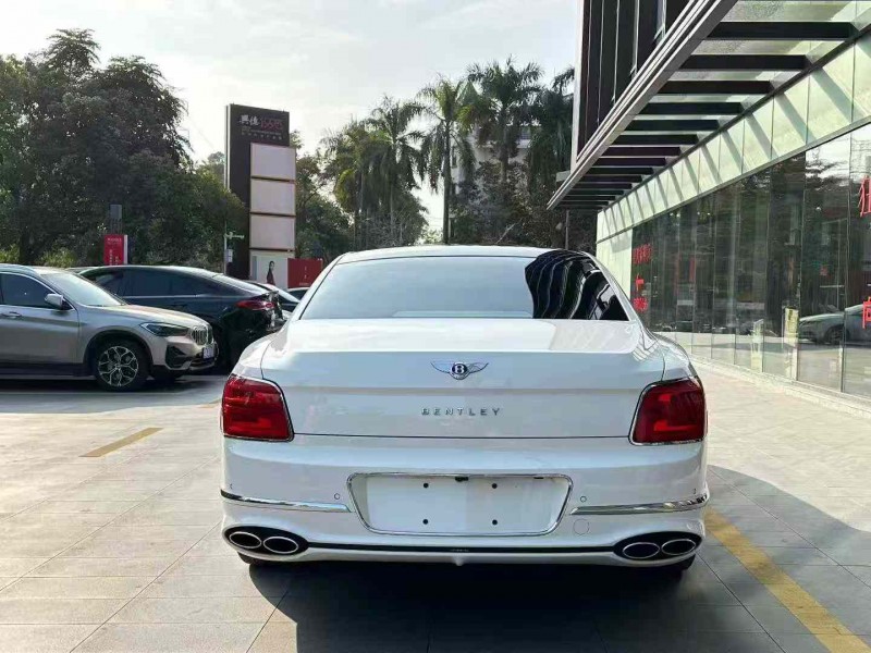 深圳22年宾利飞驰9