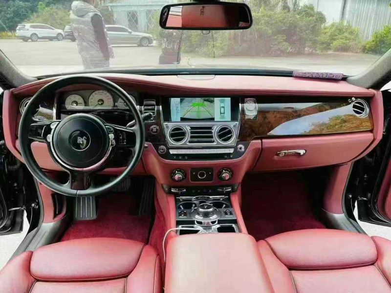 深圳18年劳斯莱斯古斯特4