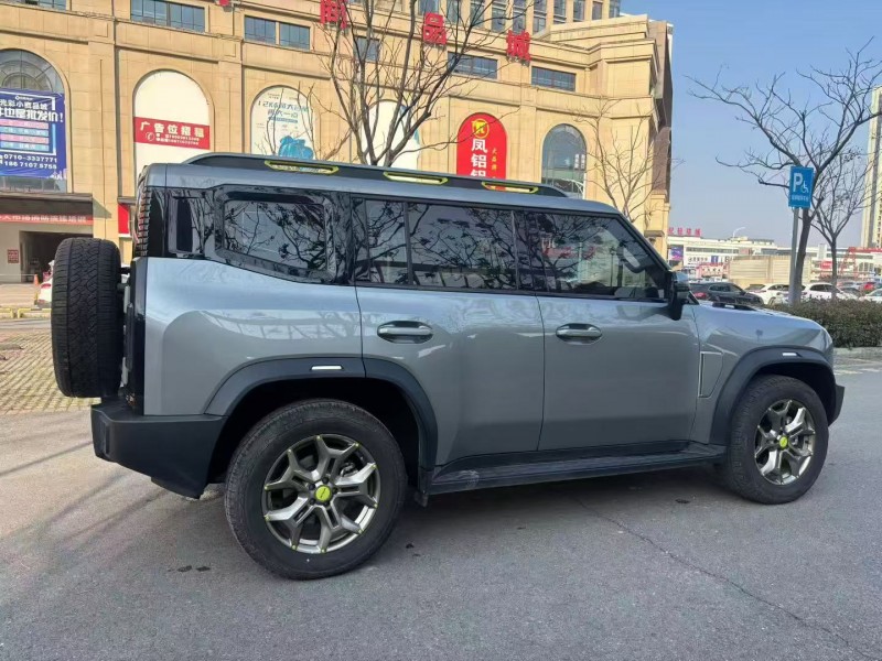 襄阳25年奇瑞捷途3