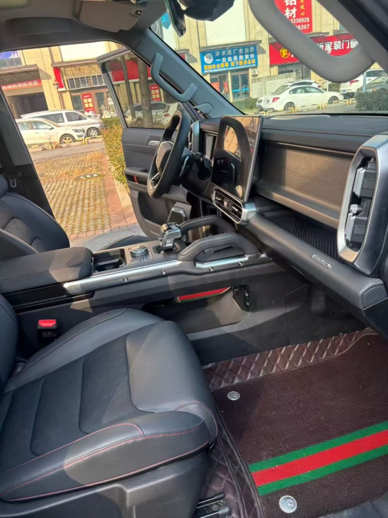 襄阳25年奇瑞捷途5