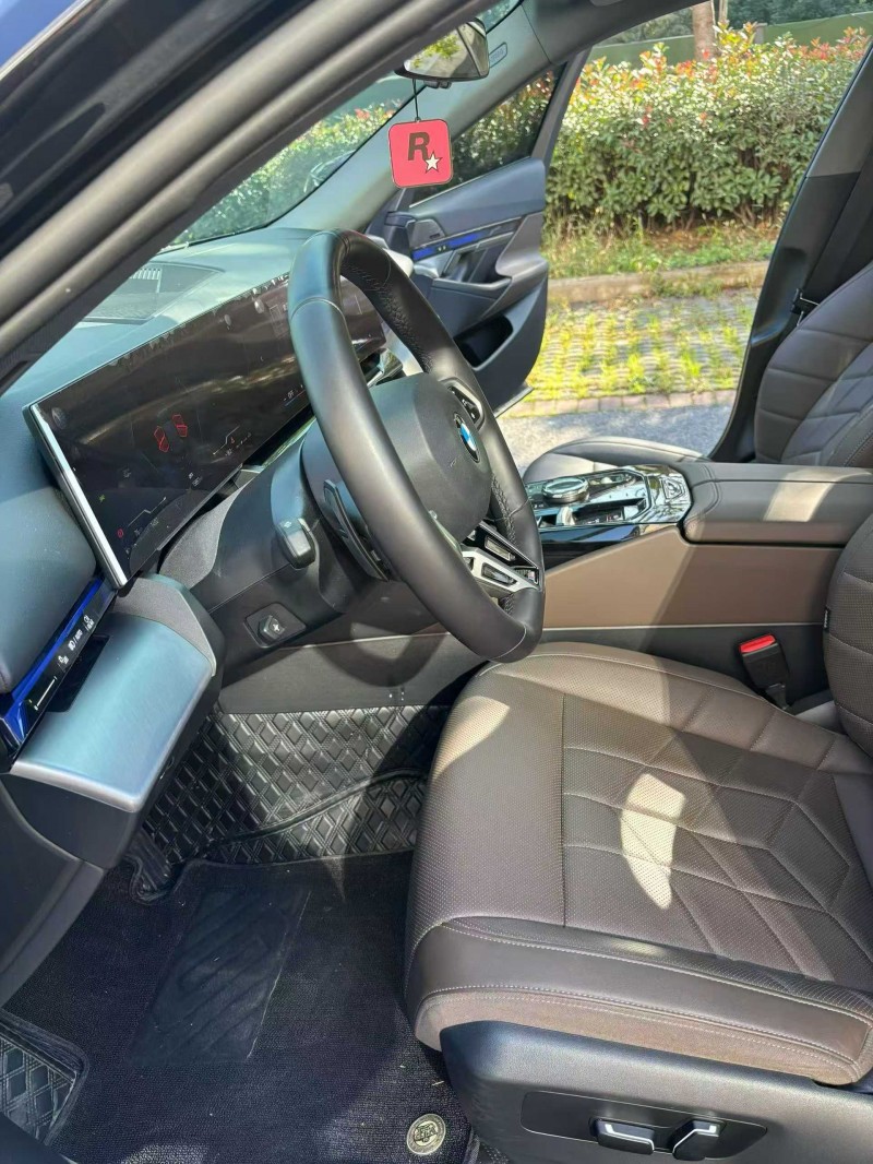 襄阳24年宝马5系3