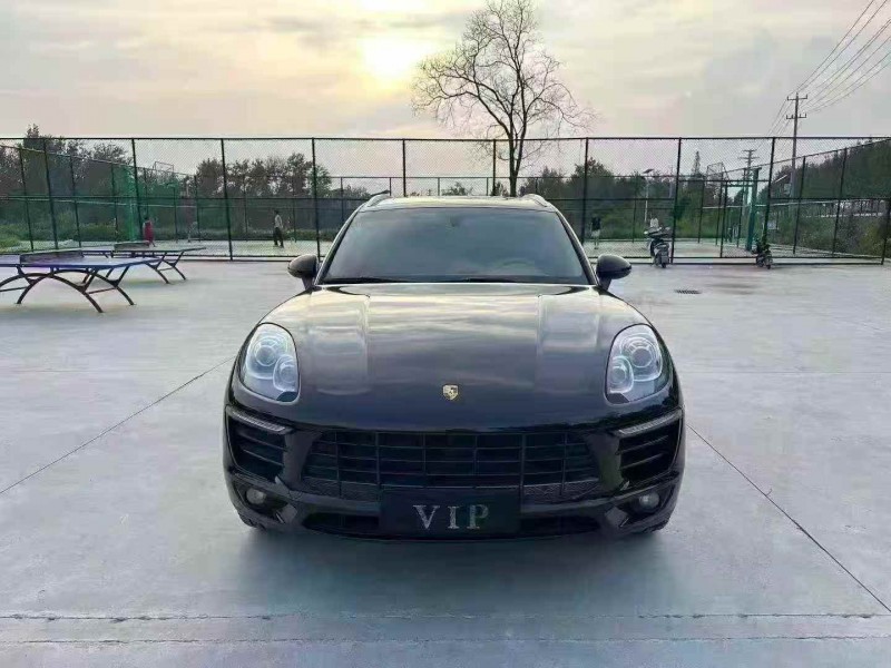 徐州14年保时捷Macan1