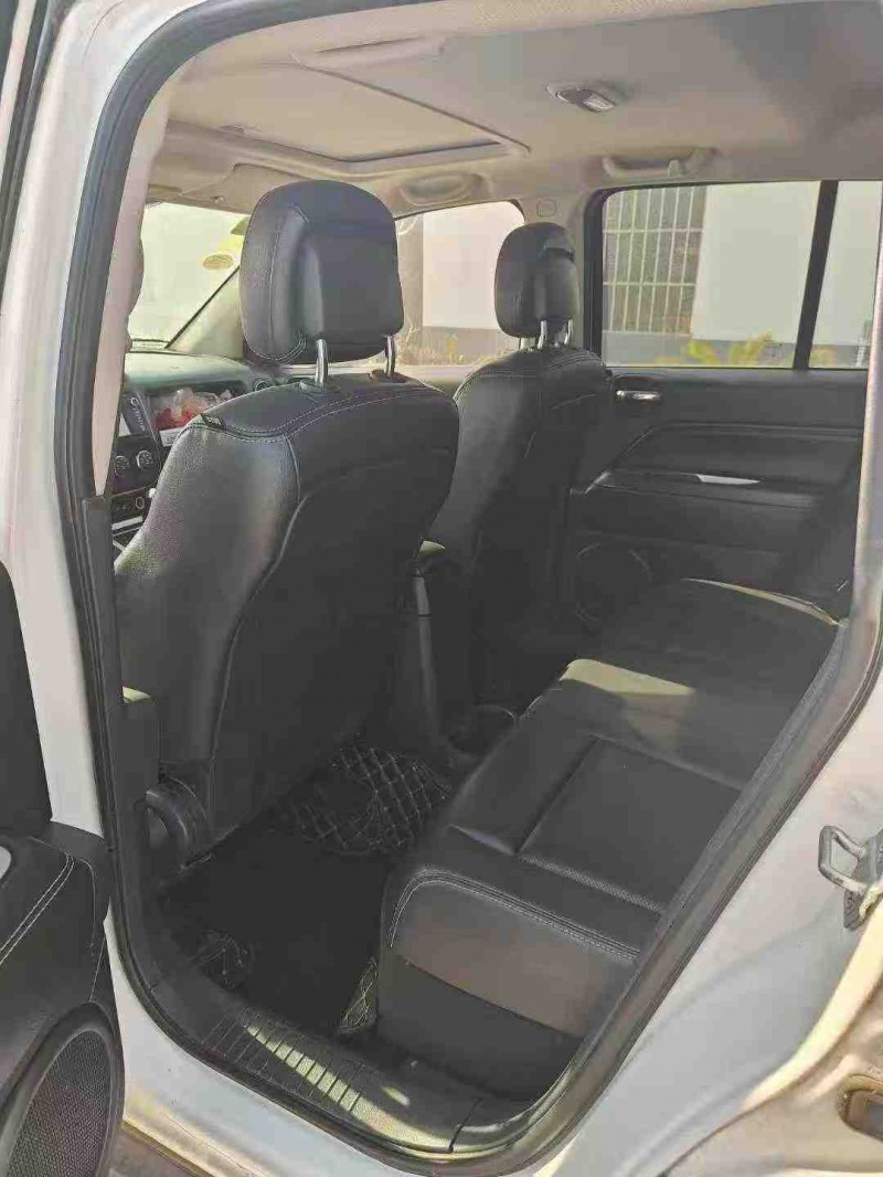 临沂14年Jeep指南者5